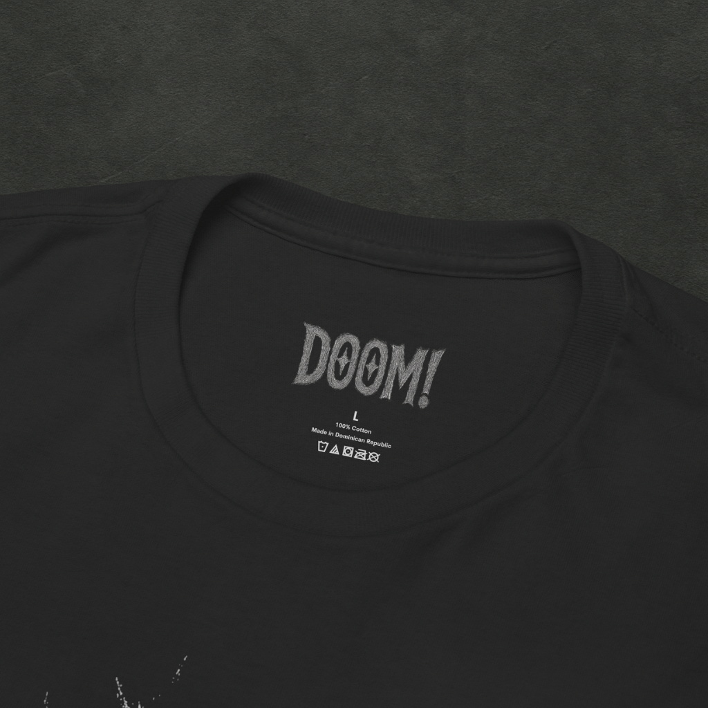 EYE OF DOOM - Oversized Graphic Tee